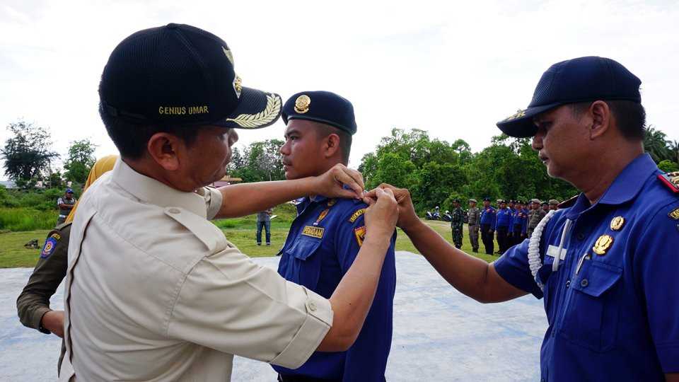 Genius Umar Resmi Menutup Diksar Satpol PP dan Damkar Kota Pariaman